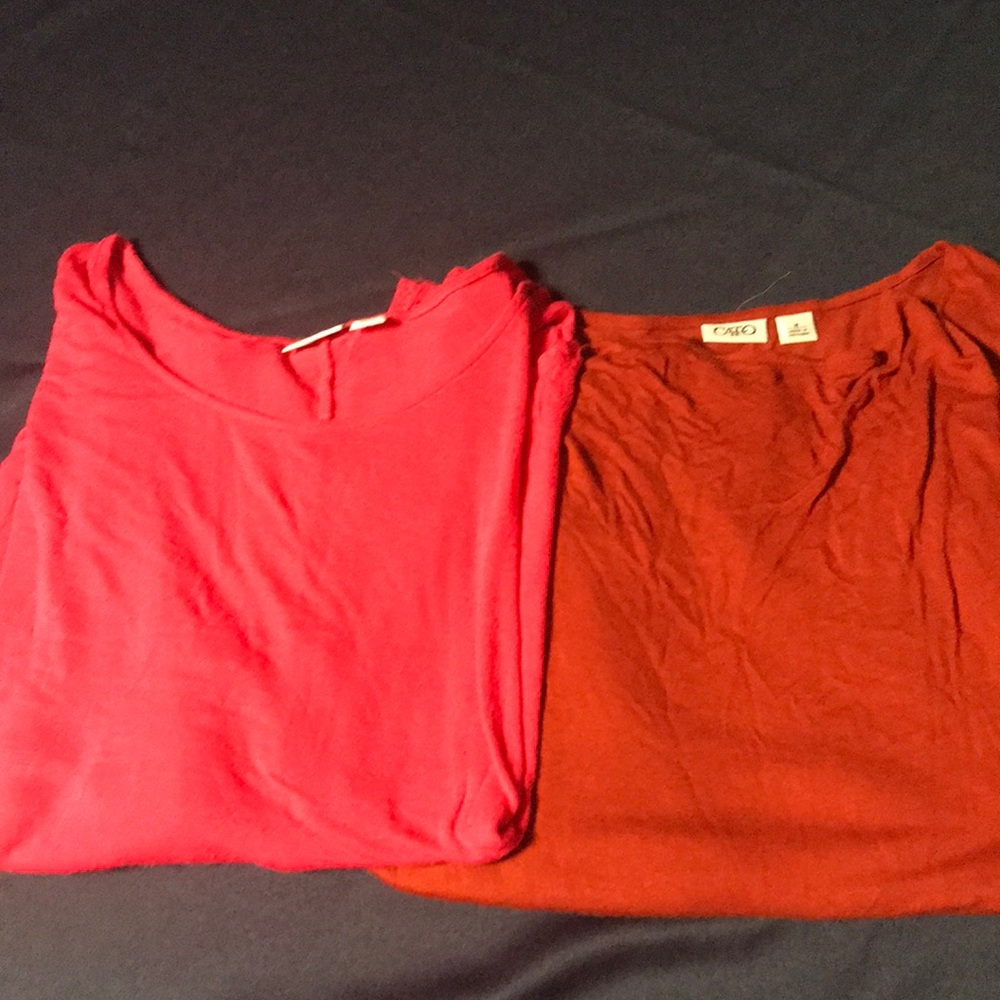 2 women’s shirts